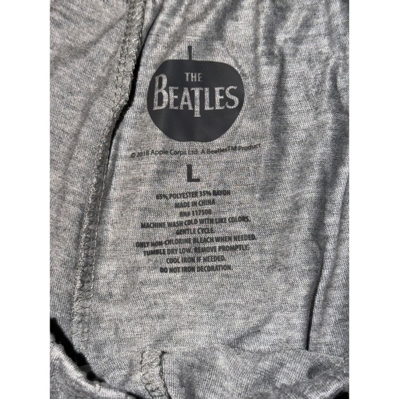 The Beatles Union Jack T Shirt And Lounge Shorts Set Women's, Size L, NWOT - Picture 6 of 7
